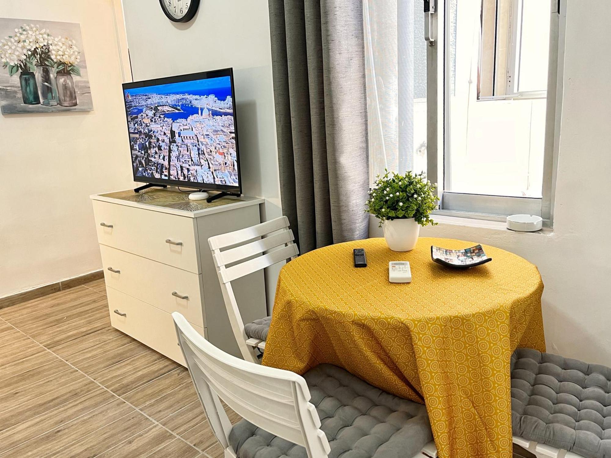 Maria & Matthias - Apartments In Central Of Floriana Εξωτερικό φωτογραφία